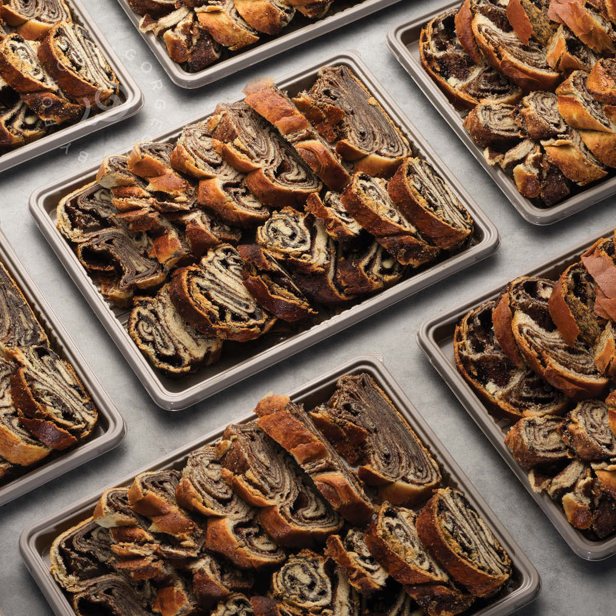 KOKOSH CAKE TRAYS