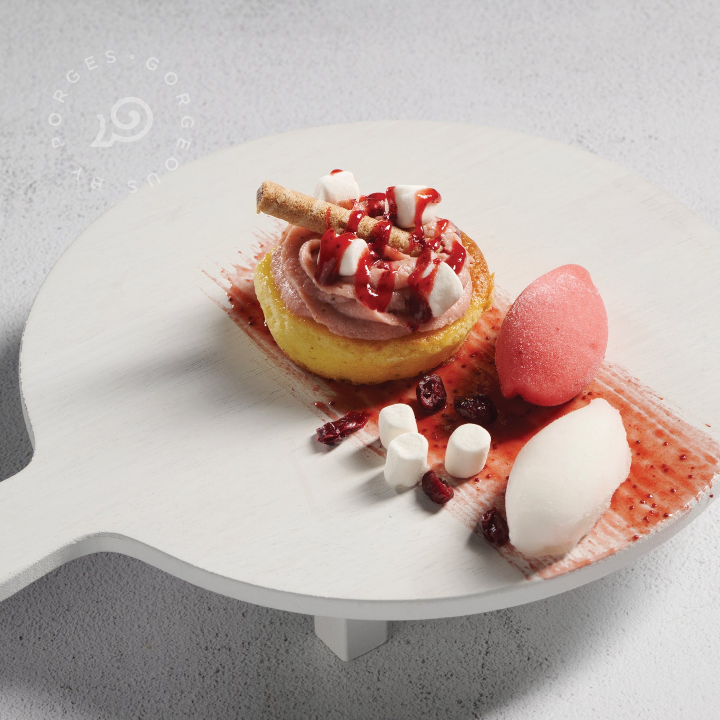 mini strawberry shortcake 4"