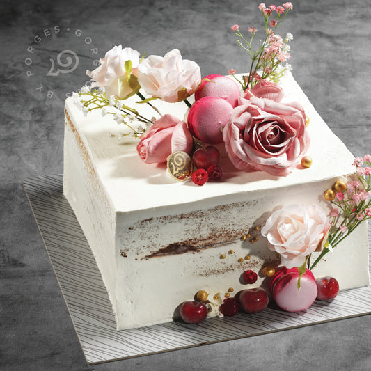 SCRAPED FLORAL CAKE